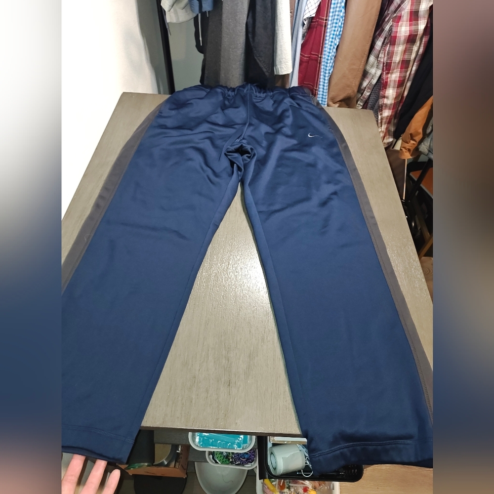 Nike Woman's Navy Blue Athletic Track Pants,With Ankle Zippers